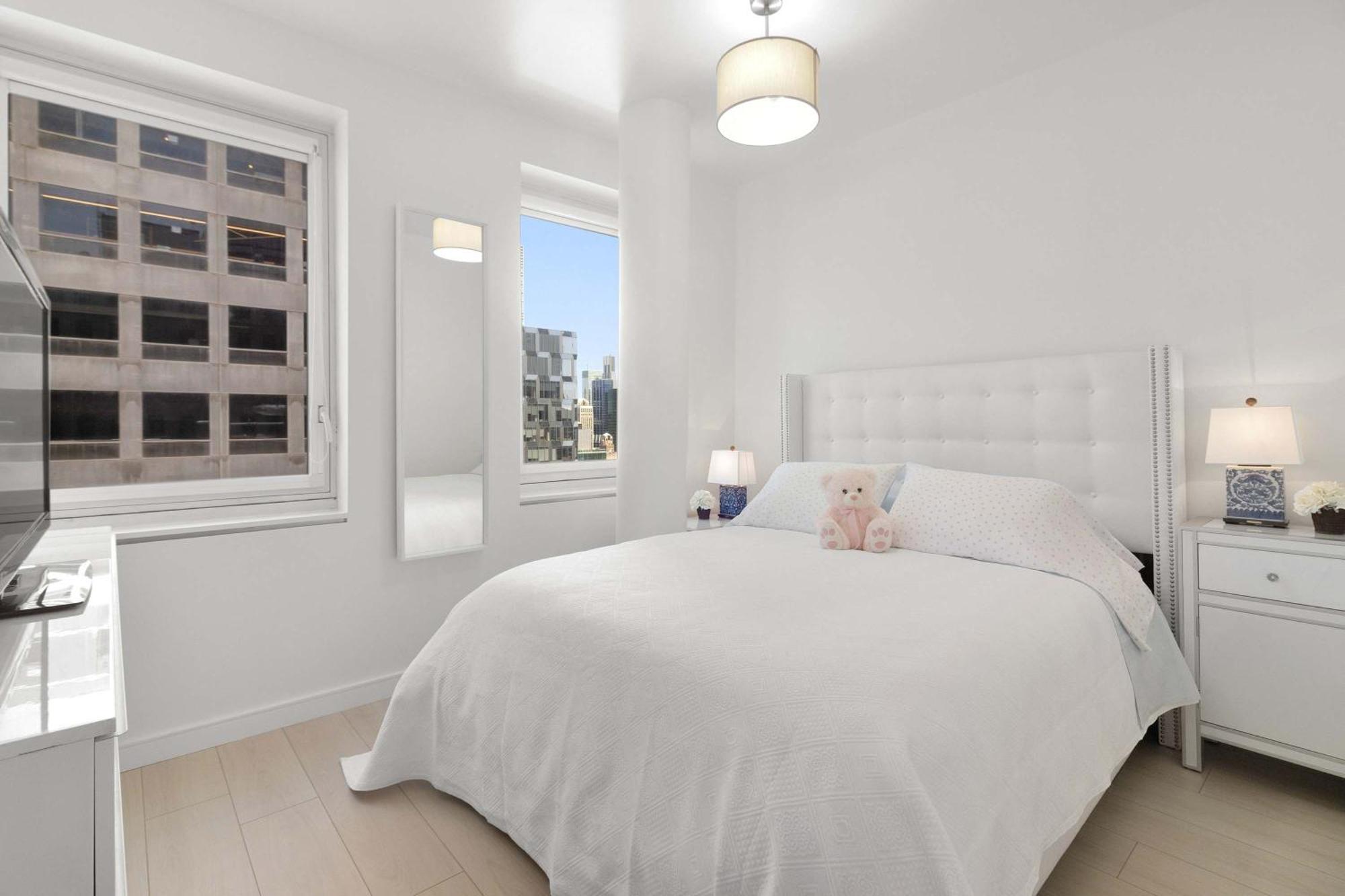 Corporate Or Luxury 4 Bedroom Penthouse Steps From Times Square Sleeps 8 Holiday home *